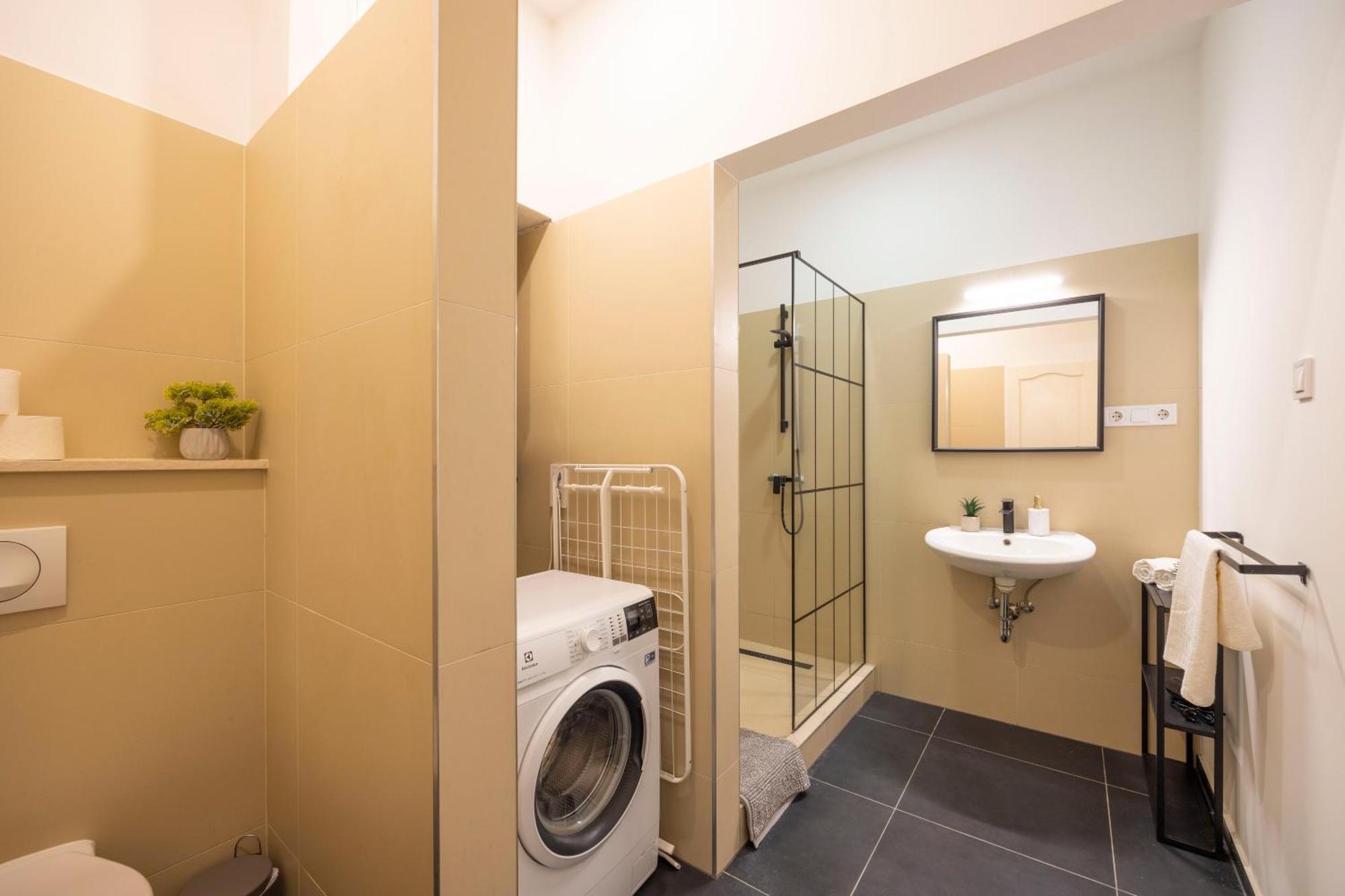 Exclusive Central Grand Residence In The Heart Of Boedapest Buitenkant foto